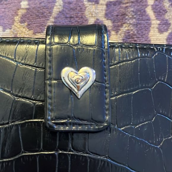 Brighton Black Leather Wallet - Picture 9 of 10